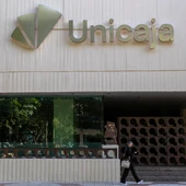 Unicaja reafirma su alianza con la Fundación Adecco para impulsar la inclusión laboral de mujeres víctimas de violencia de género Unicaja reafirma su alianza con la Fundación Adecco para impulsar la inclusión laboral de mujeres víctimas de violencia de género