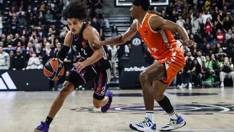 El Valencia mide su fortaleza en el Roig Arena ante un Estrella Roja lanzado El Valencia mide su fortaleza en el Roig Arena ante un Estrella Roja lanzado