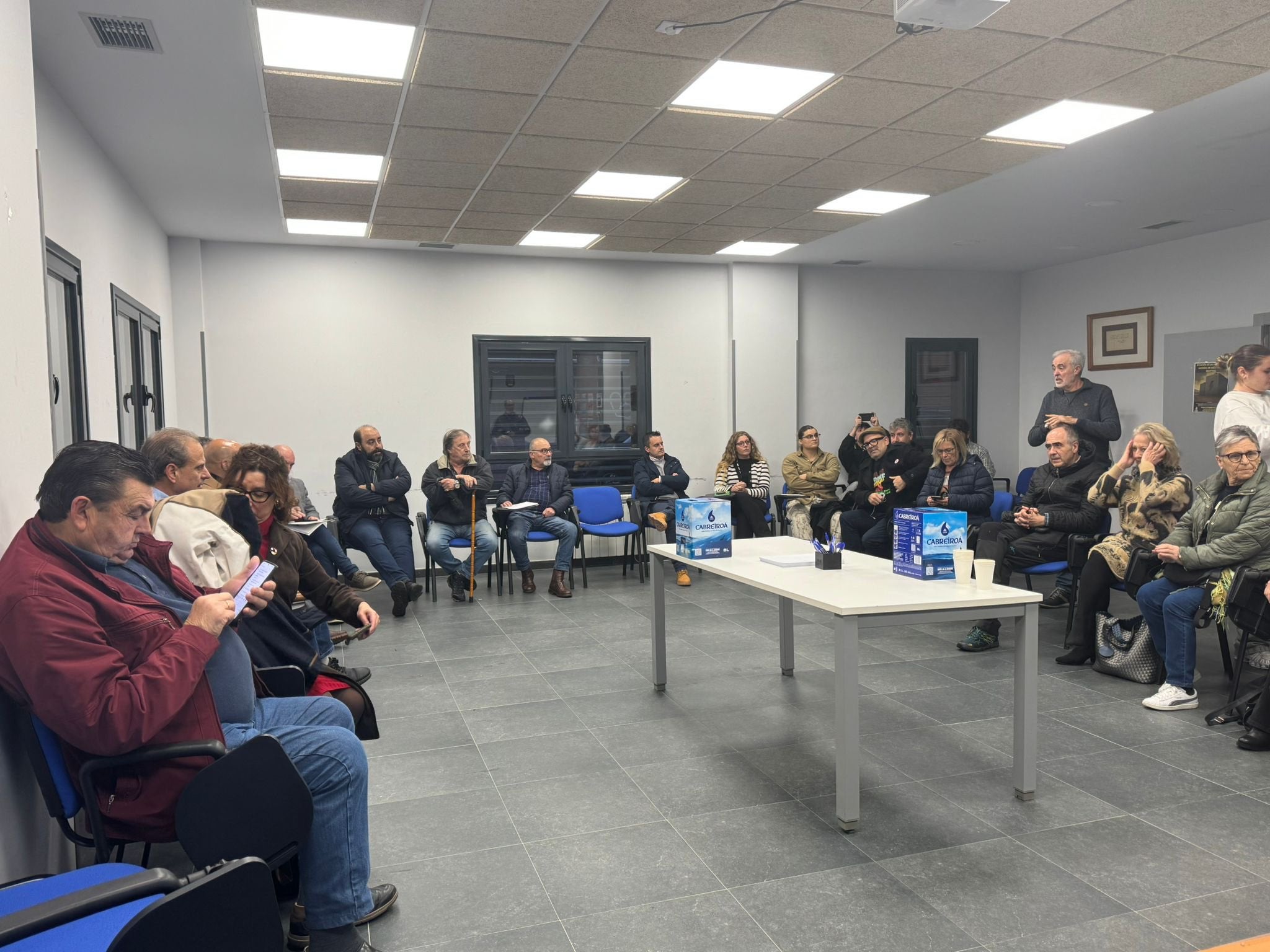 La respuesta social a la falta de avances en el vial de Jove "irá escalando" La respuesta social a la falta de avances en el vial de Jove "irá escalando"