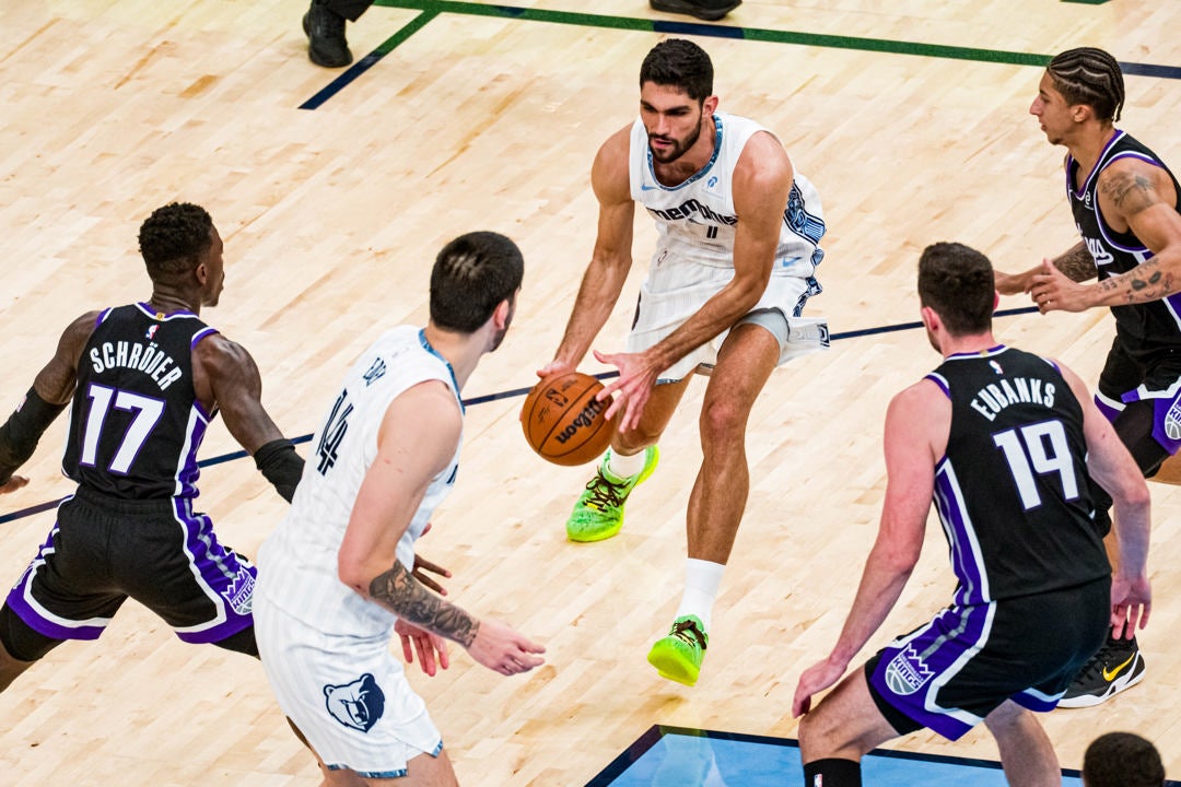 Aldama brilla con 29 puntos en el triunfo de los Grizzlies Aldama brilla con 29 puntos en el triunfo de los Grizzlies