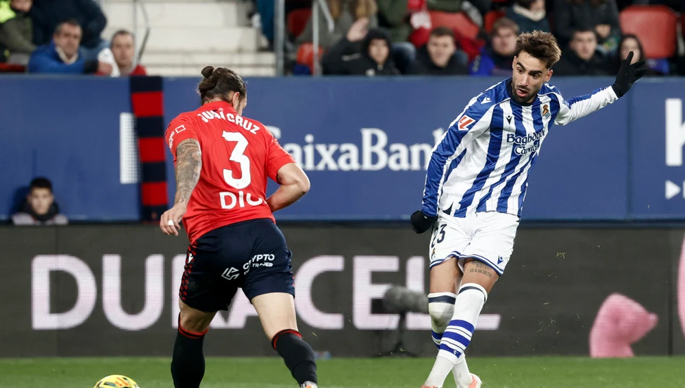 Brais Méndez dispara para poner el 1-2 Brais Méndez dispara para poner el 1-2