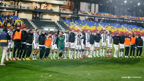 Los jugadores del Castellón celebran su victoria en Andorra Los jugadores del Castellón celebran su victoria en Andorra