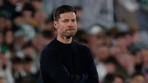 Xabi Alonso: "El equipo no se ha caído, sigue compitiendo" Xabi Alonso: "El equipo no se ha caído, sigue compitiendo"