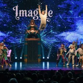 Espacio Sohrlin Andalucía impulsa la Navidad en Málaga: El universo creativo de 'Imagine' encenderá el alumbrado oficial este 28 de noviembre Espacio Sohrlin Andalucía impulsa la Navidad en Málaga: El universo creativo de 'Imagine' encenderá el alumbrado oficial este 28 de noviembre