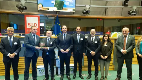 TROPS galardonada en los Premios Europeos a la Innovación Cooperativa por su liderazgo en creación de valor ambiental TROPS galardonada en los Premios Europeos a la Innovación Cooperativa por su liderazgo en creación de valor ambiental