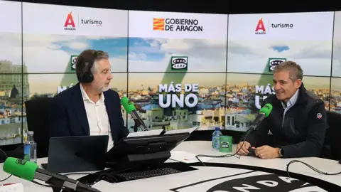 Antonio Gericó, director ejecutivo del Grupo Aramón, junto a Carlos Alsina Antonio Gericó, director ejecutivo del Grupo Aramón, junto a Carlos Alsina