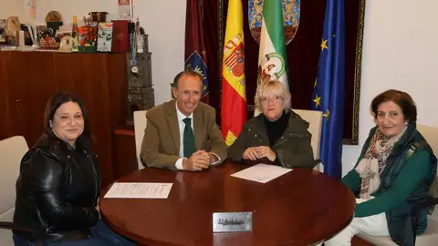 Reunión en el Ayuntamiento de Chiclana Reunión en el Ayuntamiento de Chiclana