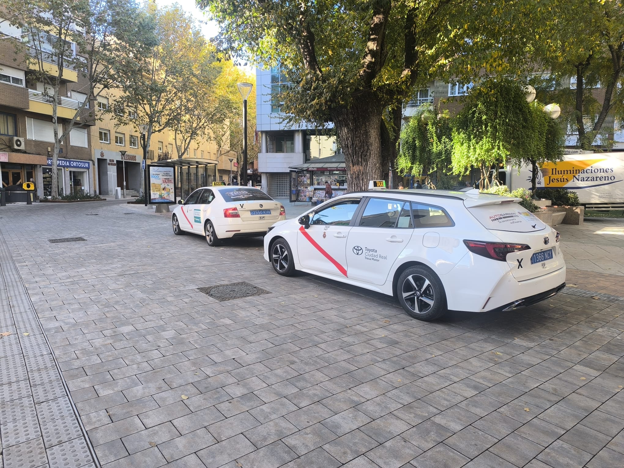 Llamamiento a los ciudadanos para que utilicen el servicio de taxi de Ciudad Real "y no otros que puedan ser atractivos" pero no son oficiales Llamamiento a los ciudadanos para que utilicen el servicio de taxi de Ciudad Real "y no otros que puedan ser atractivos" pero no son oficiales