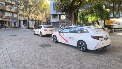 Parada de taxis en la Plaza del Pilar