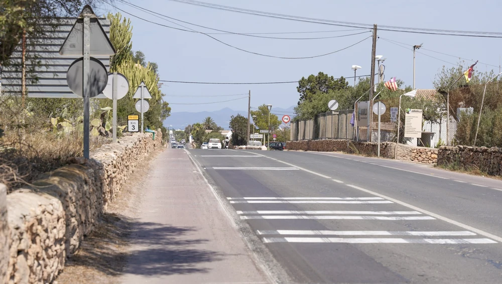Imagen de la carretera PM-820 que se arreglara Imagen de la carretera PM-820 que se arreglara
