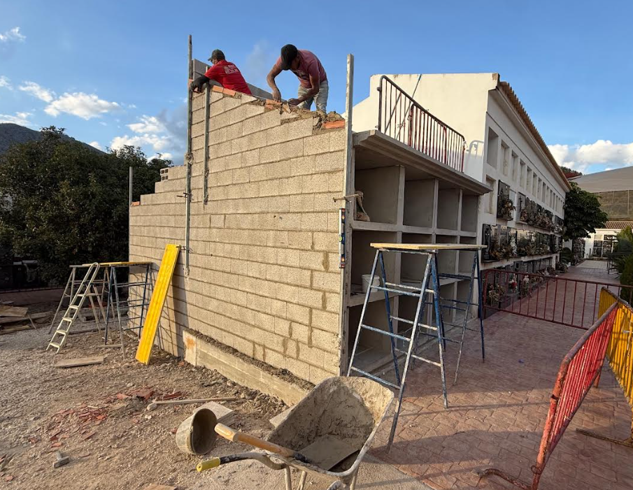 Callosa d’en Sarriá amplía la capacidad del Cementerio Municipal con 24 nuevos nichos Callosa d’en Sarriá amplía la capacidad del Cementerio Municipal con 24 nuevos nichos