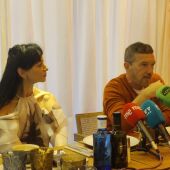 Lucía Lacarra y Antonio Banderas, presentación del Teatro del Soho