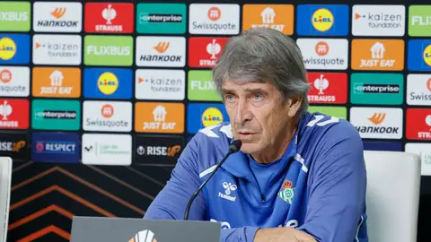 Manuel Pellegrini, entrenador del Real Betis. Manuel Pellegrini, entrenador del Real Betis.