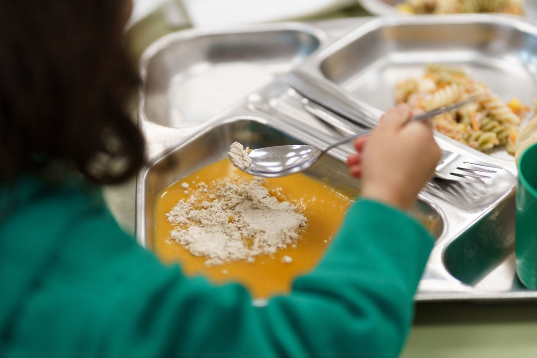 El Gobierno retirará los ultraprocesados de la alimentación infantil en los hospitales: "Su consumo es una amenaza" El Gobierno retirará los ultraprocesados de la alimentación infantil en los hospitales: "Su consumo es una amenaza"