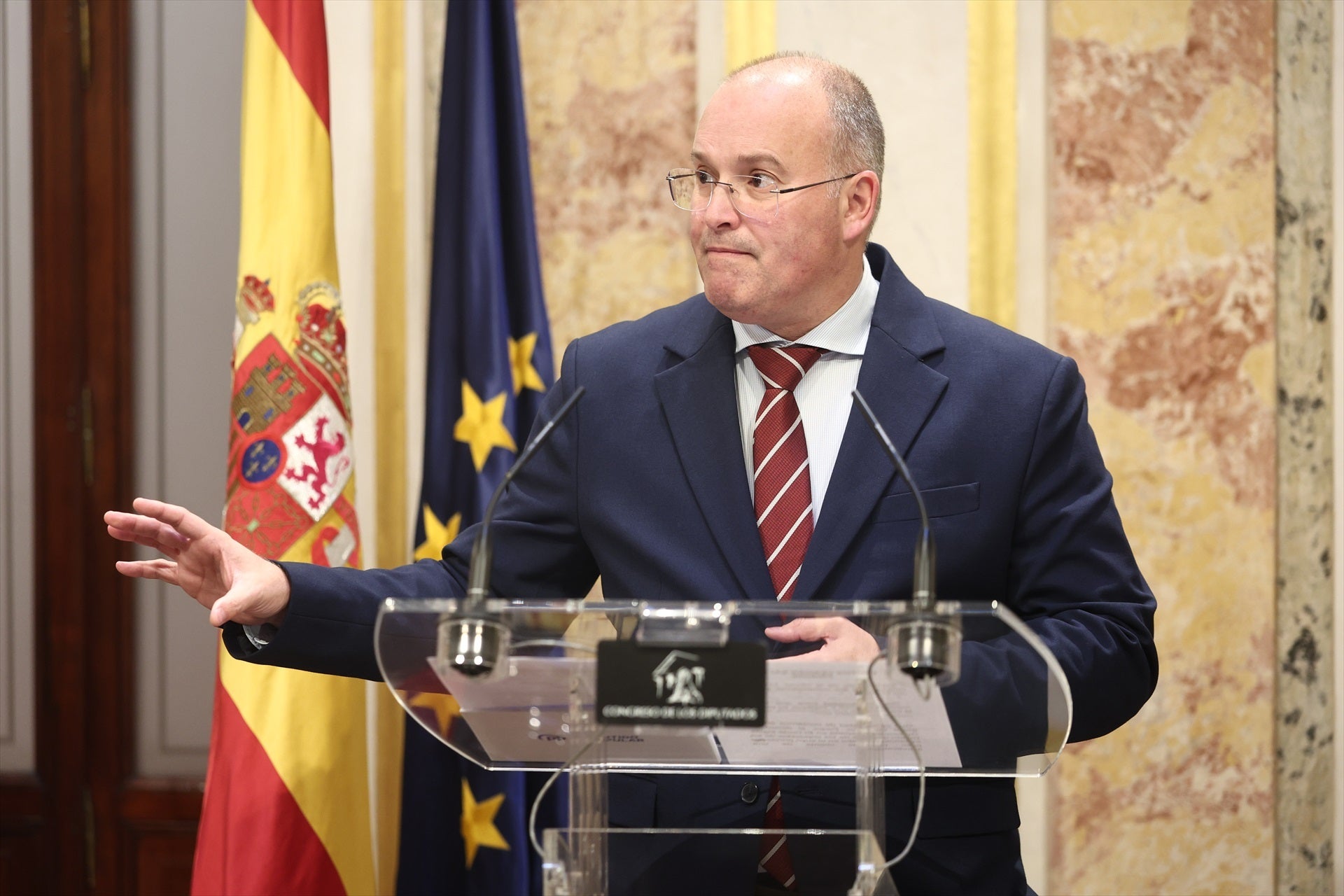 El PP no da crédito a las palabras de Sánchez en las que considera a Ábalos "un desconocido" y rescata una captura de WhatsApp entre ambos El PP no da crédito a las palabras de Sánchez en las que considera a Ábalos "un desconocido" y rescata una captura de WhatsApp entre ambos