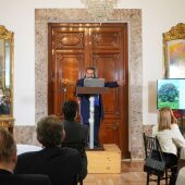 El Dr. Gabriel Serrano, fundador de Laboratorios Sesderma, presentando el ‘Proyecto País’