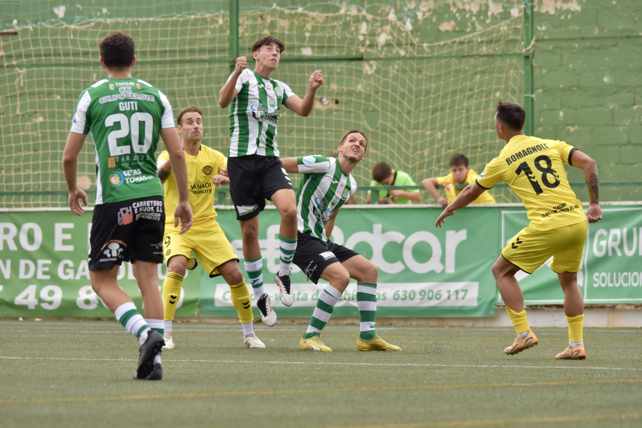 El entrenador del Quintanar del Rey avisa al Elche: "Vamos a tener nuestros momentos" El entrenador del Quintanar del Rey avisa al Elche: "Vamos a tener nuestros momentos"