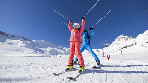 Los escolares aragoneses podrán esquiar en estaciones del grupo Aramón a precios muy reducidos