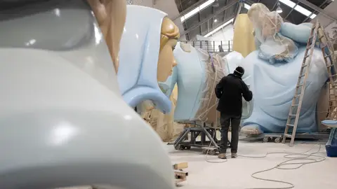 La Diputación recibirá la Navidad con un Belén gigante e interactivo que coronará la plaza de las Aulas La Diputación recibirá la Navidad con un Belén gigante e interactivo que coronará la plaza de las Aulas