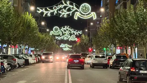 El PSOE local de Badajoz critica que la iluminación navideña se concentra en el centro y está "ausente en los barrios" El PSOE local de Badajoz critica que la iluminación navideña se concentra en el centro y está "ausente en los barrios"