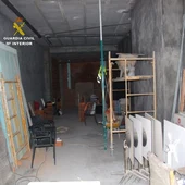 Investigadas una persons de Santiago por explotar en O Porriño a obreros ilegales a los que tenían sin cobrar Investigadas una persons de Santiago por explotar en O Porriño a obreros ilegales a los que tenían sin cobrar