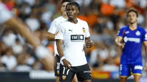 Corberán se lleva a todos los disponibles excepto Tárrega, que se queda en Valencia Corberán se lleva a todos los disponibles excepto Tárrega, que se queda en Valencia
