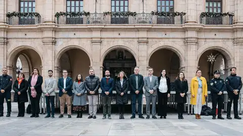 Castellón condena el último asesinato machista en Alicante Castellón condena el último asesinato machista en Alicante