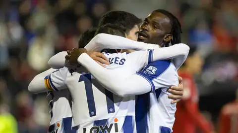 El Levante, sin muchos alardes y con gol de Koyalipou, gana a un Tercera RFEF El Levante, sin muchos alardes y con gol de Koyalipou, gana a un Tercera RFEF