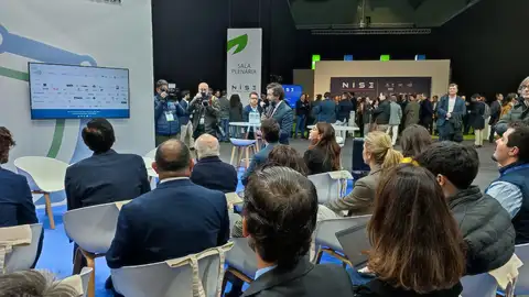 FEDEME Y JUNTA FIRMAN UN PROTOCOLO PARA IMPULSAR LA CREACIÓN EN SEVILLA DE UNA ACELERADORA DE INNOVACIÓN EN DEFENSA FEDEME Y JUNTA FIRMAN UN PROTOCOLO PARA IMPULSAR LA CREACIÓN EN SEVILLA DE UNA ACELERADORA DE INNOVACIÓN EN DEFENSA