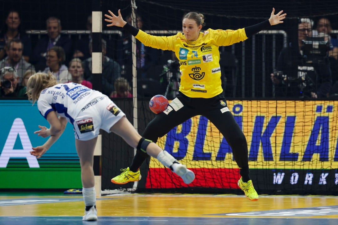 España gana a Islandia y se aferra a sus opciones de estar en cuartos España gana a Islandia y se aferra a sus opciones de estar en cuartos