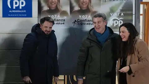 Núñez Feijóo pide el voto a Guardiola para que "el cambio se consolide" frente a la "pinza" de bloqueo de PSOE y Vox Núñez Feijóo pide el voto a Guardiola para que "el cambio se consolide" frente a la "pinza" de bloqueo de PSOE y Vox