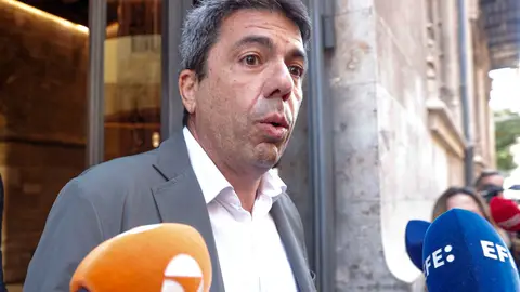 La respuesta de Mazón cuando Pradas le avisó de que "preocupa" el barranco del Poyo: "Cojonudo" La respuesta de Mazón cuando Pradas le avisó de que "preocupa" el barranco del Poyo: "Cojonudo"