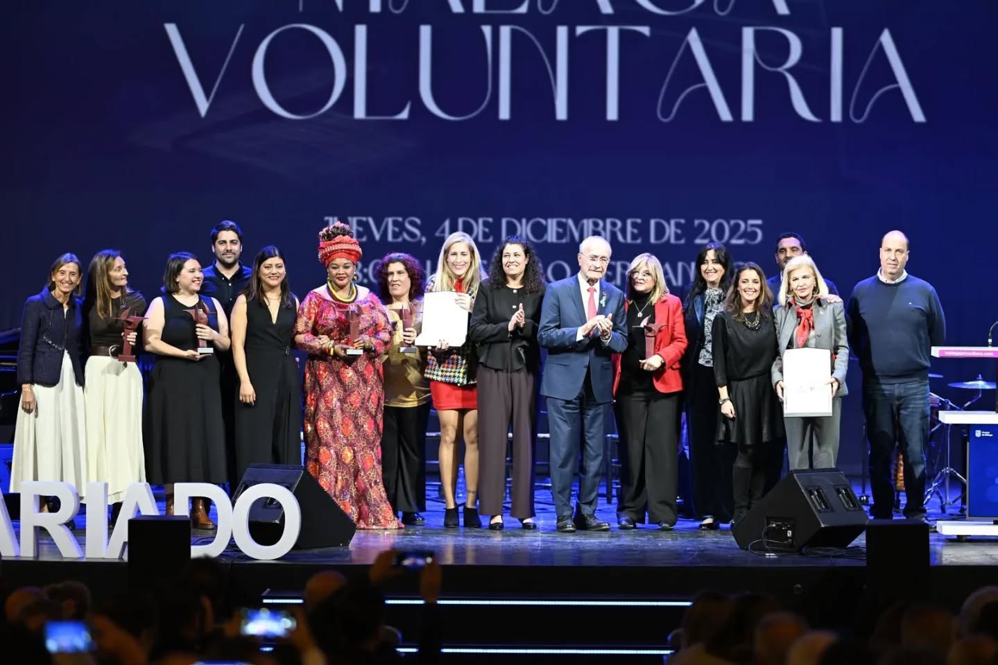 Fundación Cibervoluntarios recibe el Premio Málaga Voluntaria por su labor para reducir la brecha digital en colectivos vulnerables Fundación Cibervoluntarios recibe el Premio Málaga Voluntaria por su labor para reducir la brecha digital en colectivos vulnerables