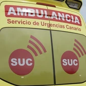 Imagen de archivo de una ambulancia de Canarias Imagen de archivo de una ambulancia de Canarias