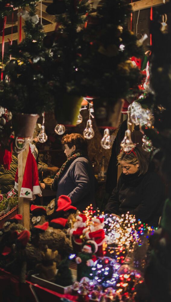 Puesto en mercadillo navideño de Barcelona