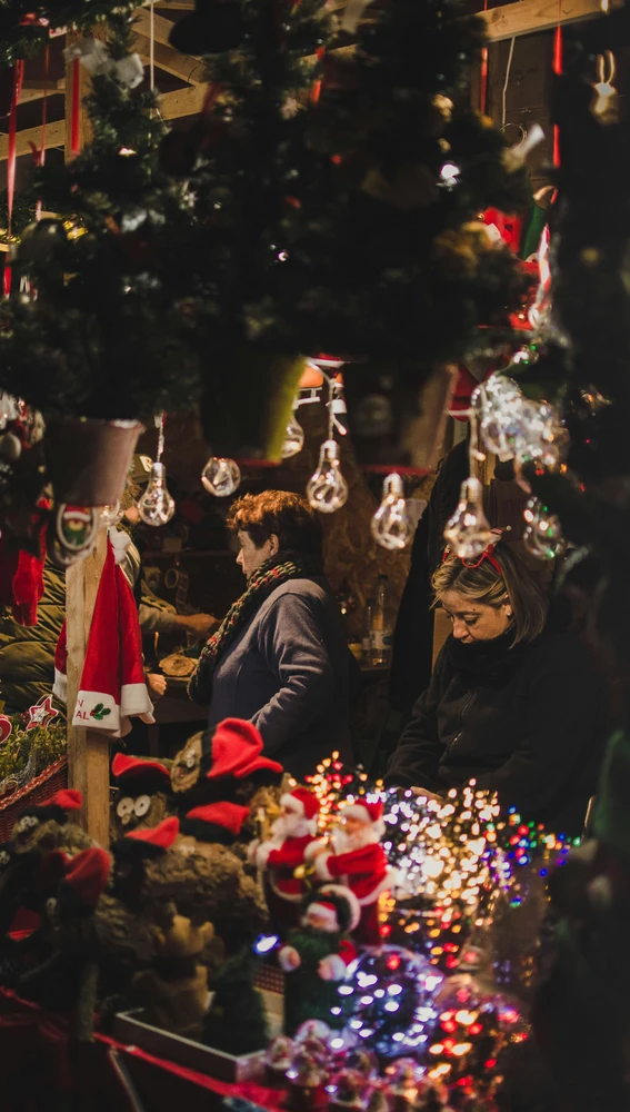 Puesto en mercadillo navideño de Barcelona Puesto en mercadillo navideño de Barcelona