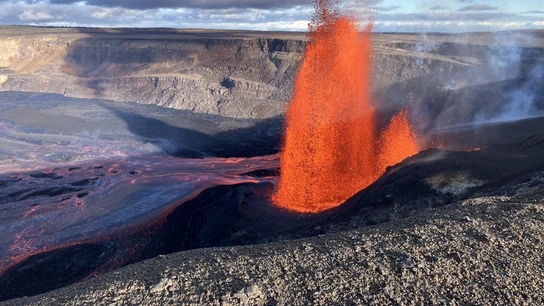 El volcán Kilauea en erupción en uno de los episodios de este 2025 El volcán Kilauea en erupción en uno de los episodios de este 2025