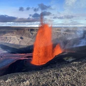 El volcán Kilauea en erupción en uno de los episodios de este 2025 El volcán Kilauea en erupción en uno de los episodios de este 2025