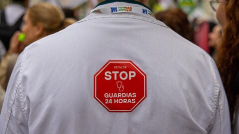Imagen de archivo. Manifestación de médicos convocada en Madrid por los sindicatos CESM y SMA