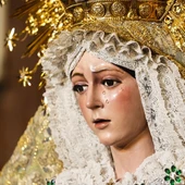 Imágenes de Santa Maria de la Esperanza Macarena tras la restauración en la Basílica de la Esperanza Macarena Imágenes de Santa Maria de la Esperanza Macarena tras la restauración en la Basílica de la Esperanza Macarena