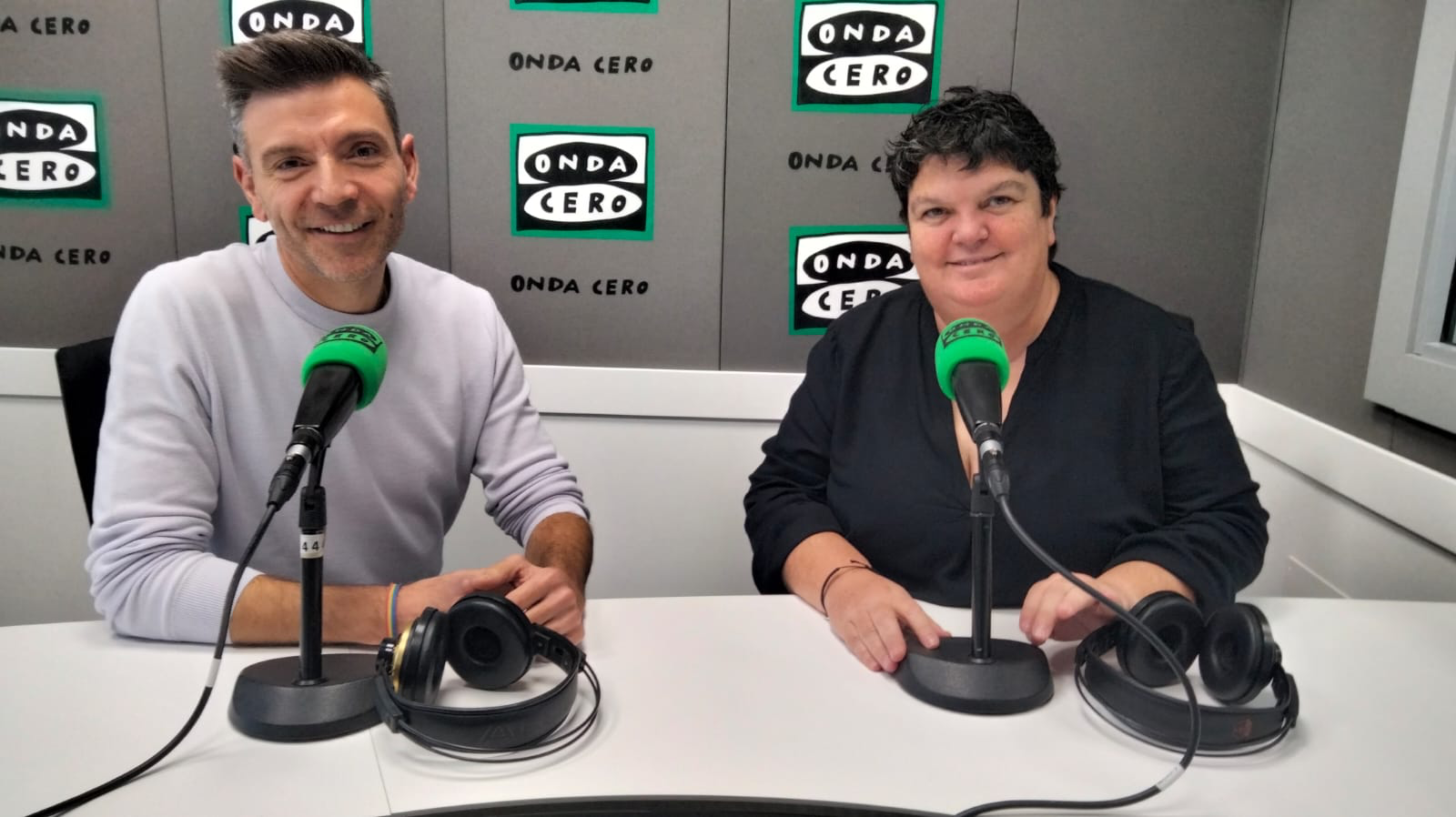 Con Javi Casado, nuestro experto en el Benidorm Fest, escuchamos algunos de los primeros temas musicales de la próxima edición Con Javi Casado, nuestro experto en el Benidorm Fest, escuchamos algunos de los primeros temas musicales de la próxima edición