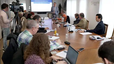 Presentación del informe de Cámara Valencia sobre 'Consecuencias económicas de un fallo en el sistema de abastecimiento' - Presentación del informe de Cámara Valencia sobre 'Consecuencias económicas de un fallo en el sistema de abastecimiento' -