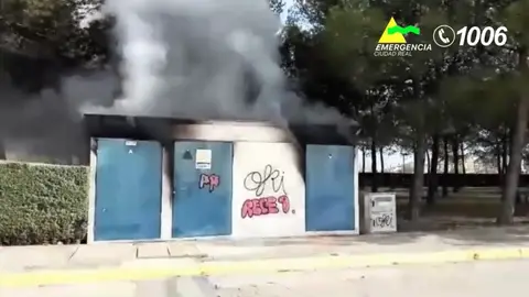 Un cortocircuito causa oficial del incendio en unos transformadores en la zona norte de Valdepeñas Un cortocircuito causa oficial del incendio en unos transformadores en la zona norte de Valdepeñas