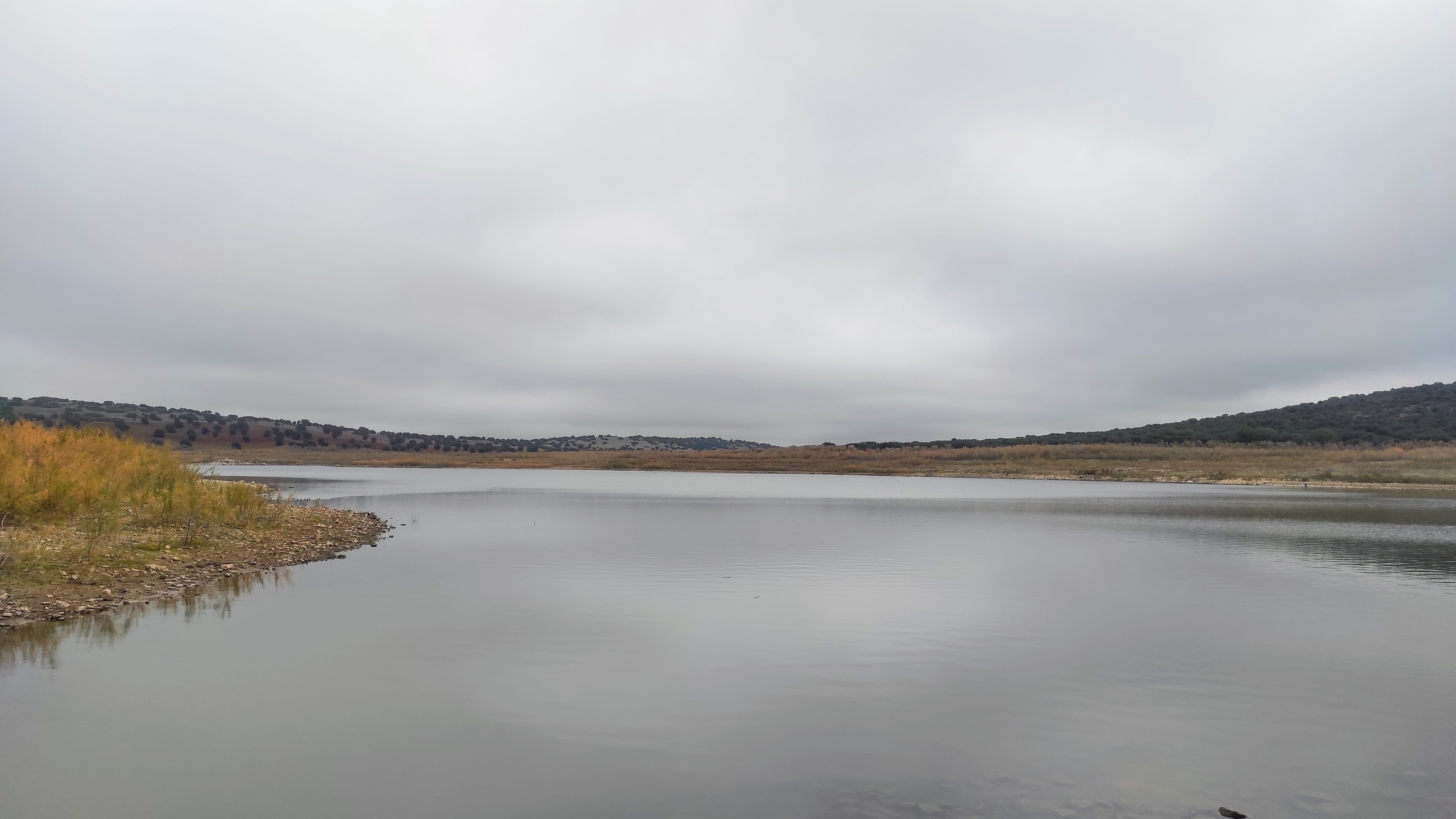 El embalse de La Cabezuela, en el término municipal de Valdepeñas, solo almacena 2 hm³ de agua El embalse de La Cabezuela, en el término municipal de Valdepeñas, solo almacena 2 hm³ de agua