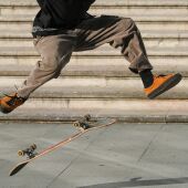 El auge de las sneakers como icono urbano: estilo, comodidad y una cultura en movimiento