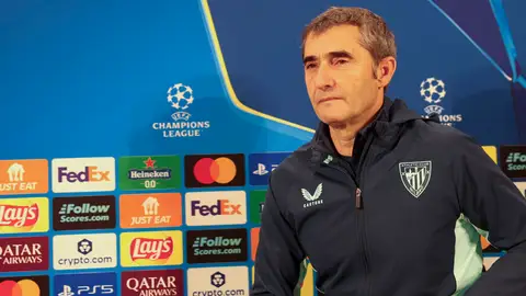 Valverde: "Está claro que los favoritos son ellos" Valverde: "Está claro que los favoritos son ellos"