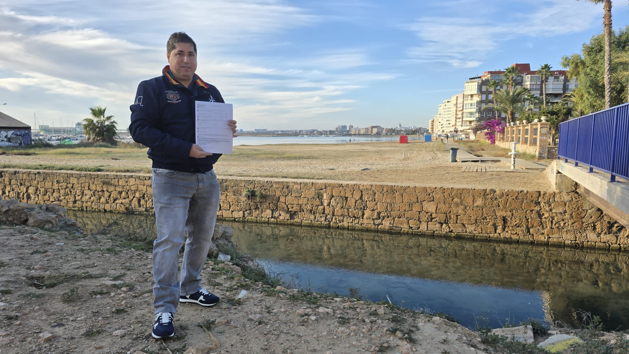 El historiador torrevejense Sergio Boj reclama la protección como BIC para el conjunto arqueológico del canal El Acequión El historiador torrevejense Sergio Boj reclama la protección como BIC para el conjunto arqueológico del canal El Acequión