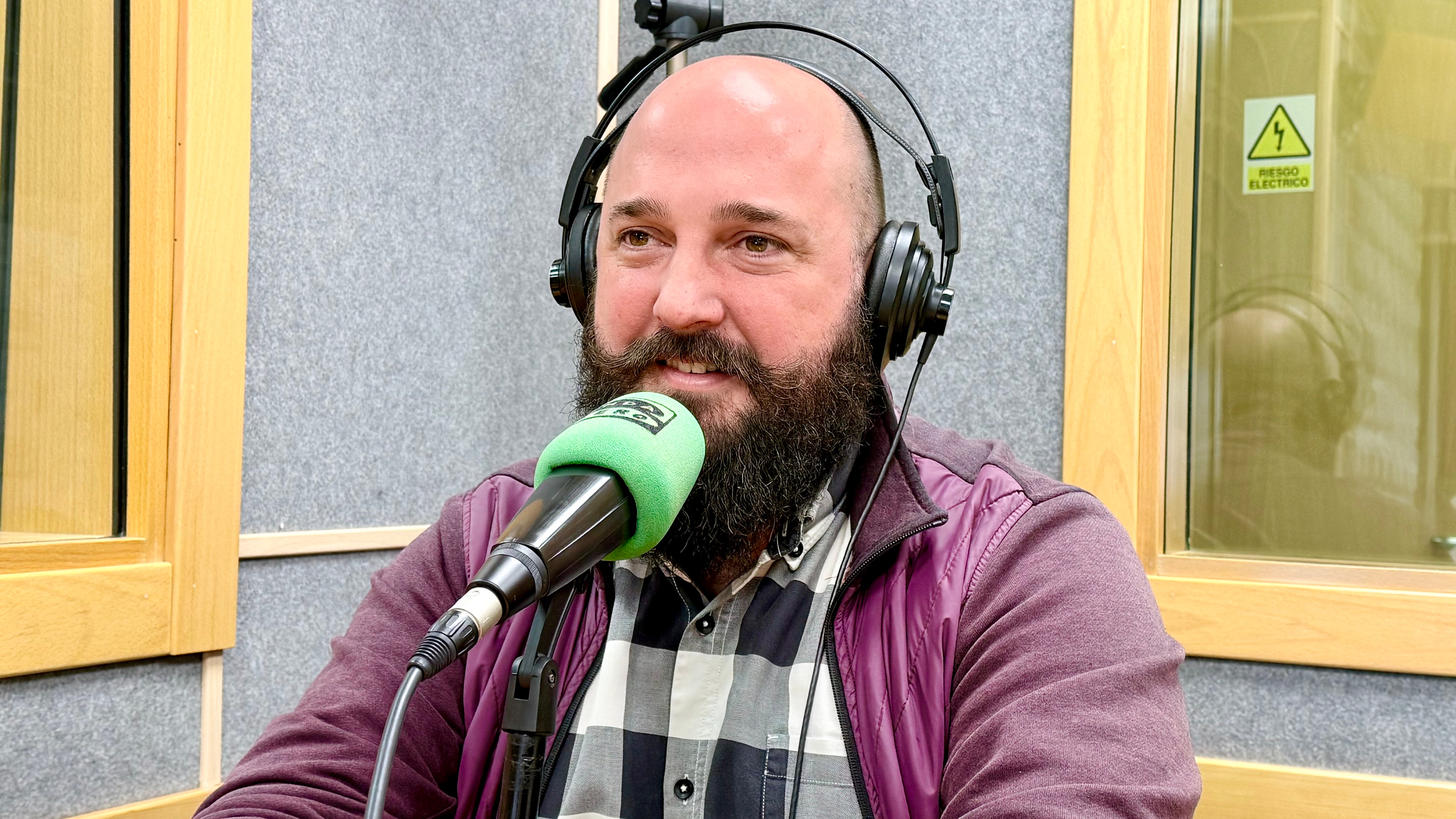 Cuchillito y Tenedor descubre la historia y el sabor de La Diligente con Andrés Gómez Cuchillito y Tenedor descubre la historia y el sabor de La Diligente con Andrés Gómez