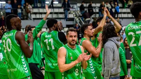 Primera prueba de fuego para un Amics líder Primera prueba de fuego para un Amics líder