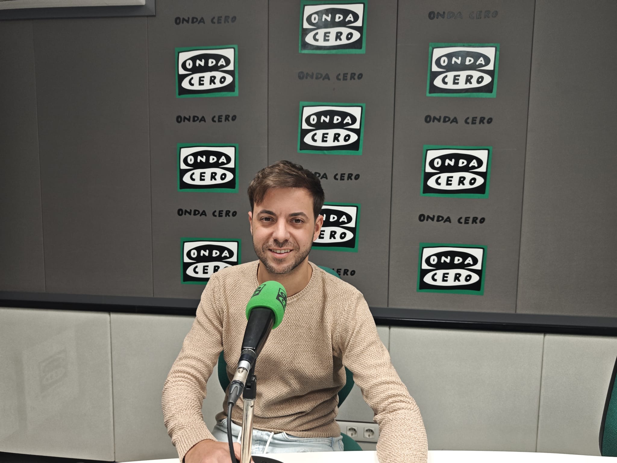 Iván Zayas promociona 'Censura' en la provincia de Castellón con el objetivo puesto en el Benidorm Fest de 2027 Iván Zayas promociona 'Censura' en la provincia de Castellón con el objetivo puesto en el Benidorm Fest de 2027